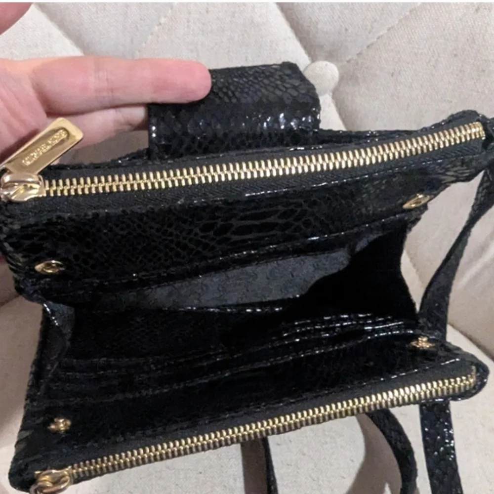 Michael Kors Snake-Embossed Crossbody Bag With Built-in Card Slots